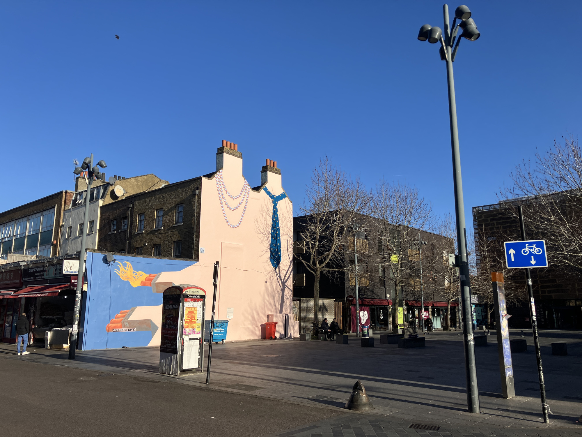 Deptford Pearls mural by Artmongers